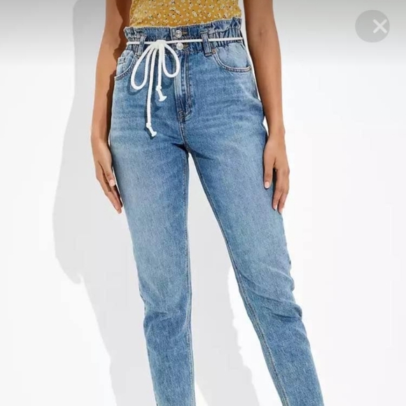 NWT AE paperbag Mom jeans.